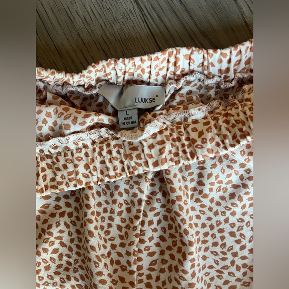 Acorn Patterned Wide Leg Pants - Picture 3 of 3